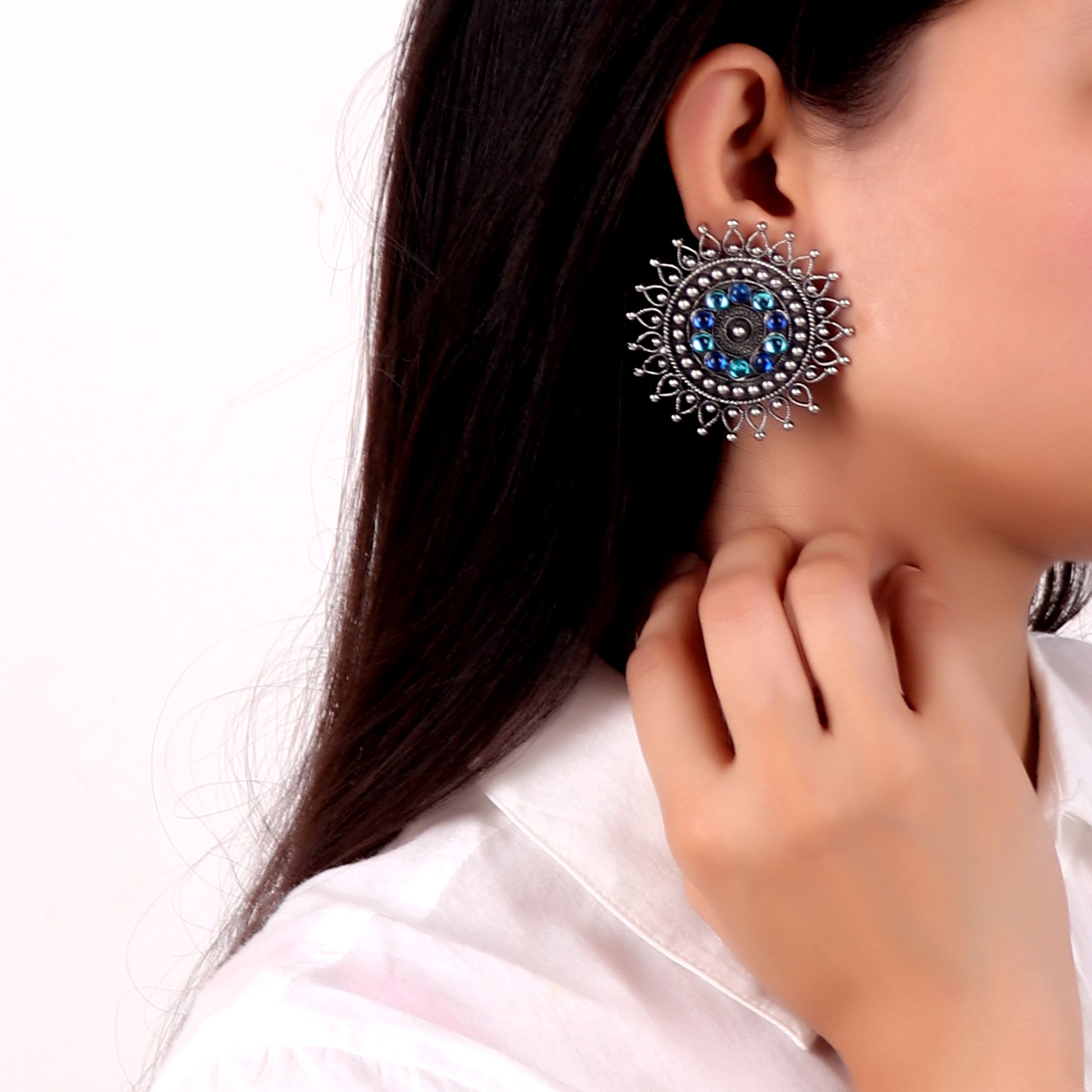 Earrings,Bold Flower Studs - Cippele Multi Store