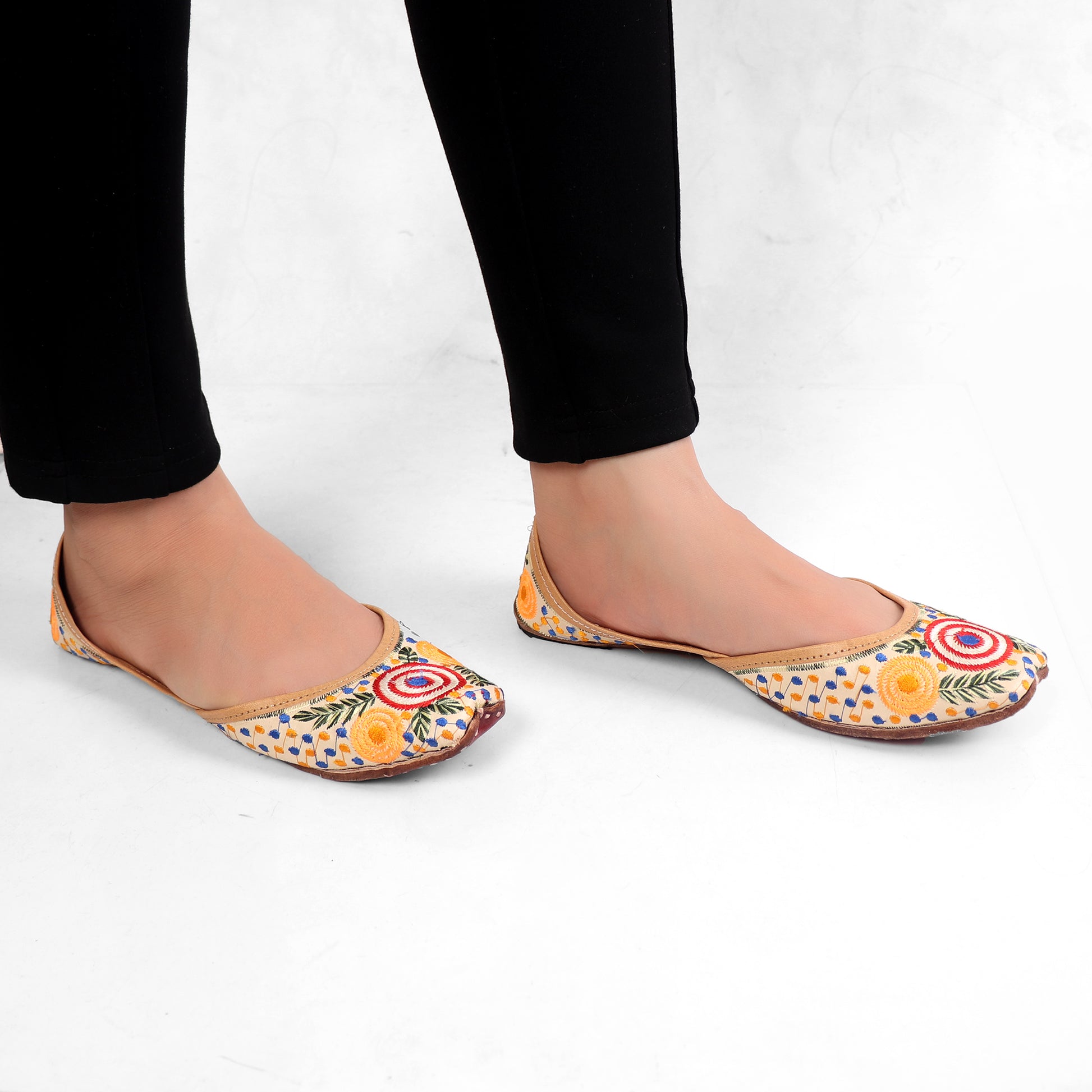 Foot Wear,Polka Play Jutti - Cippele Multi Store