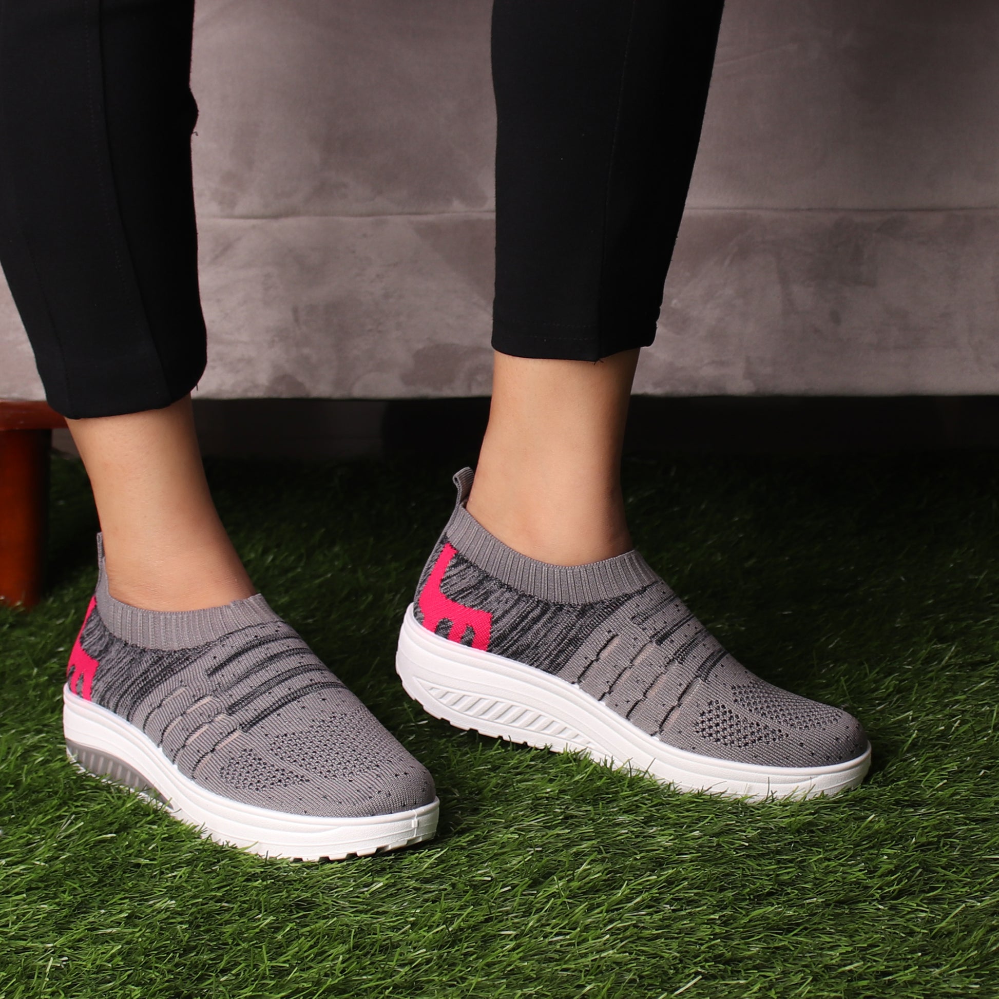 Foot Wear,The Cheerful Intimate Gliders in Grey - Cippele Multi Store