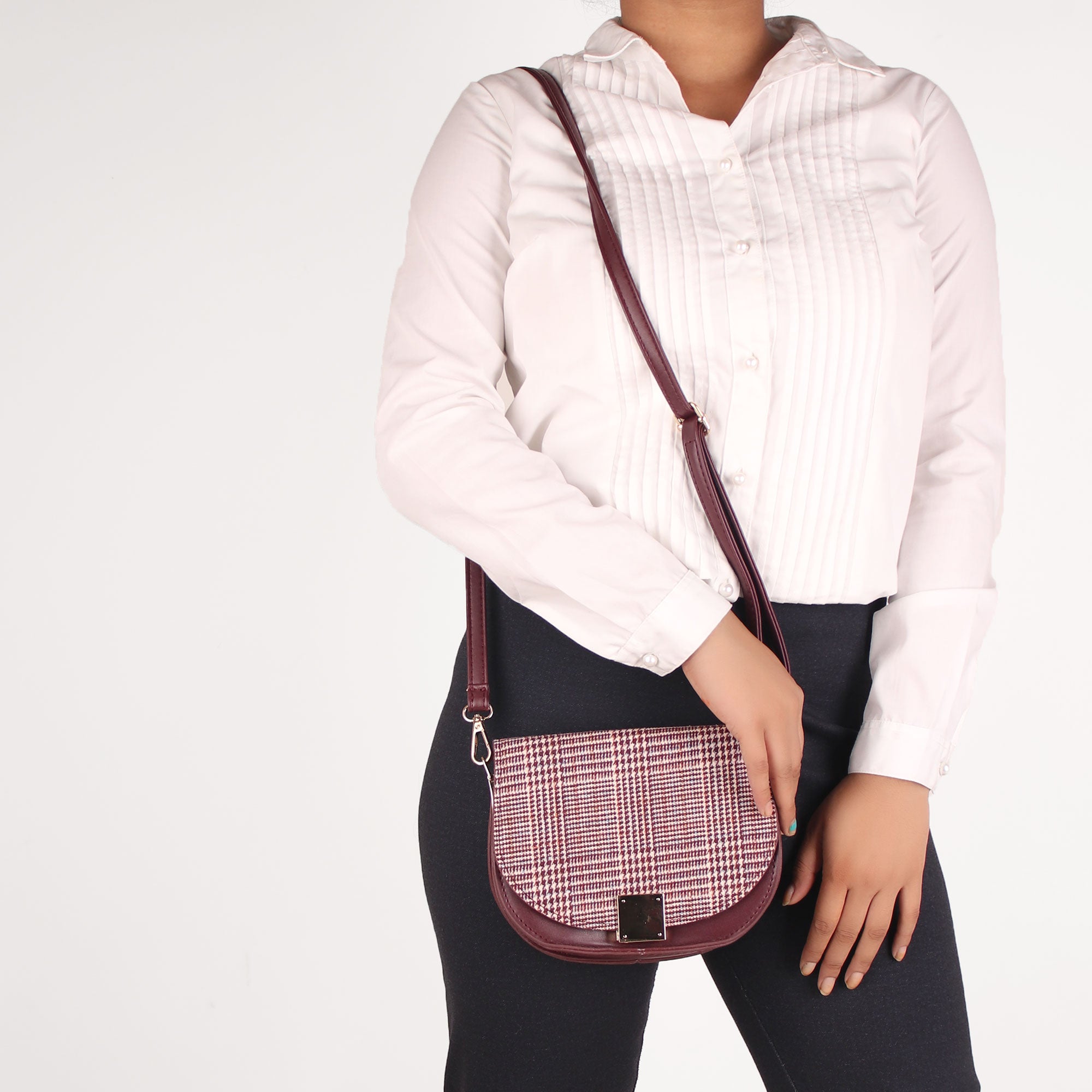 Checkered deals sling bag